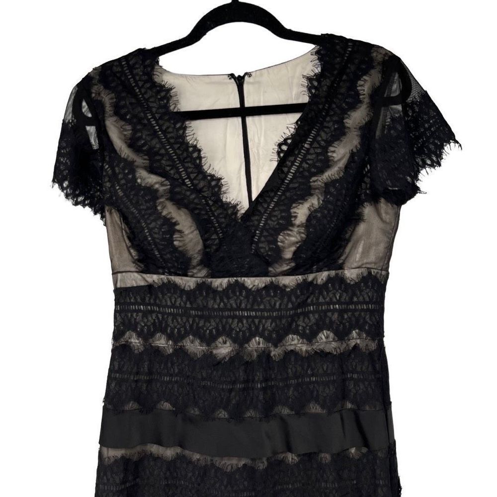 JS‎ Collections Black Lace V Neck Dress - Picture 2 of 11